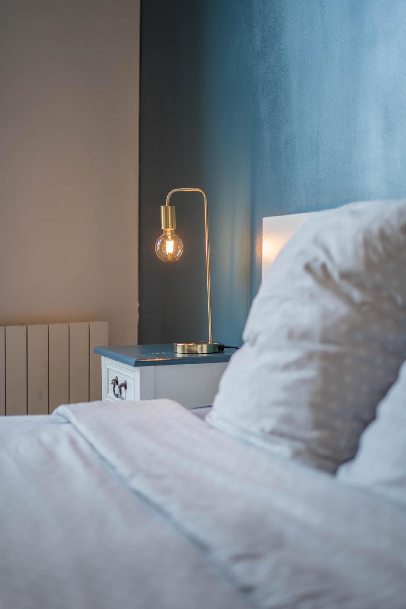 Charming City Center Flat Руан Екстериор снимка