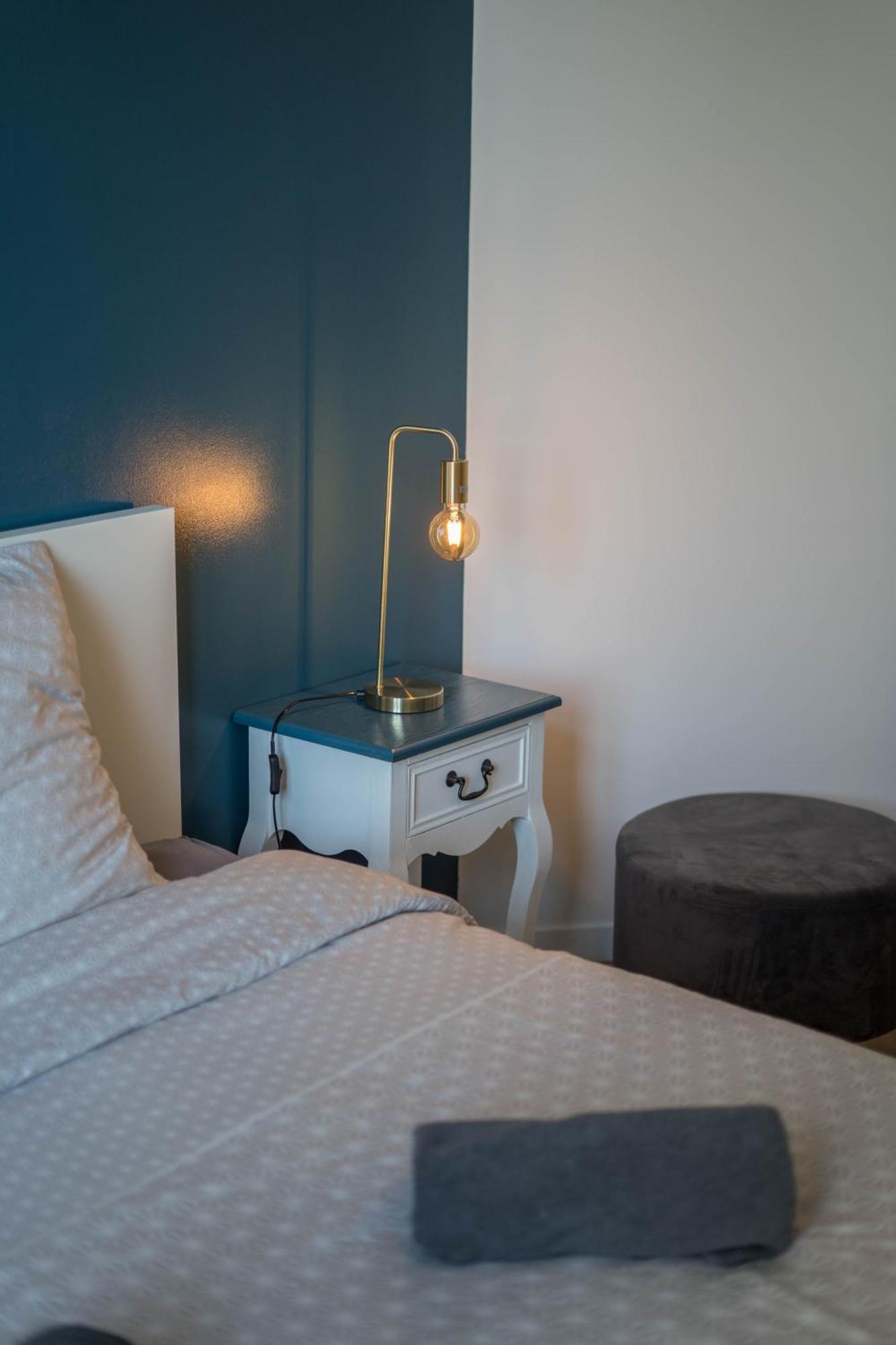 Charming City Center Flat Руан Екстериор снимка